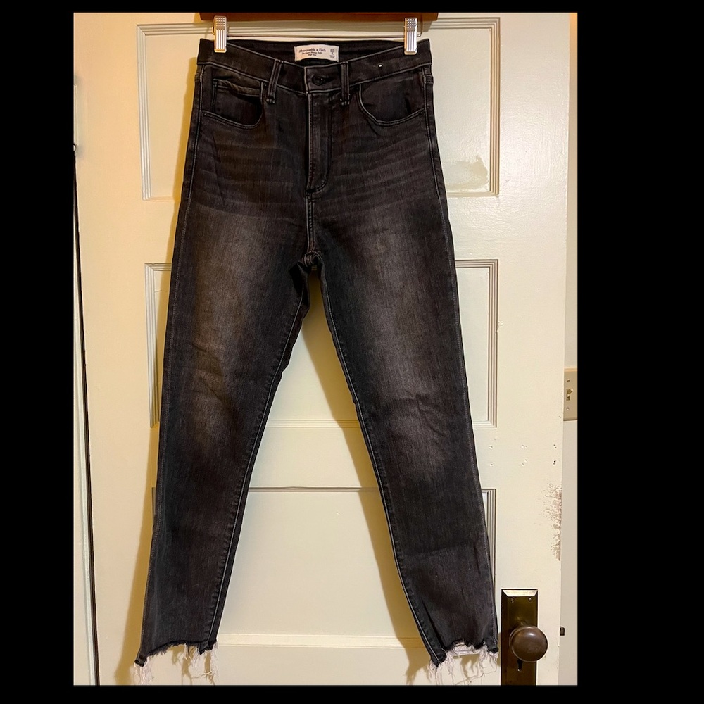 Abercrombie- high rise cropped skinny jean